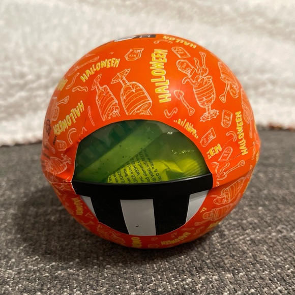 RARE Sandworm - MGA Miniverse Make It Mini Verse Halloween Series 2 Beetlejuice - Picture 2 of 2